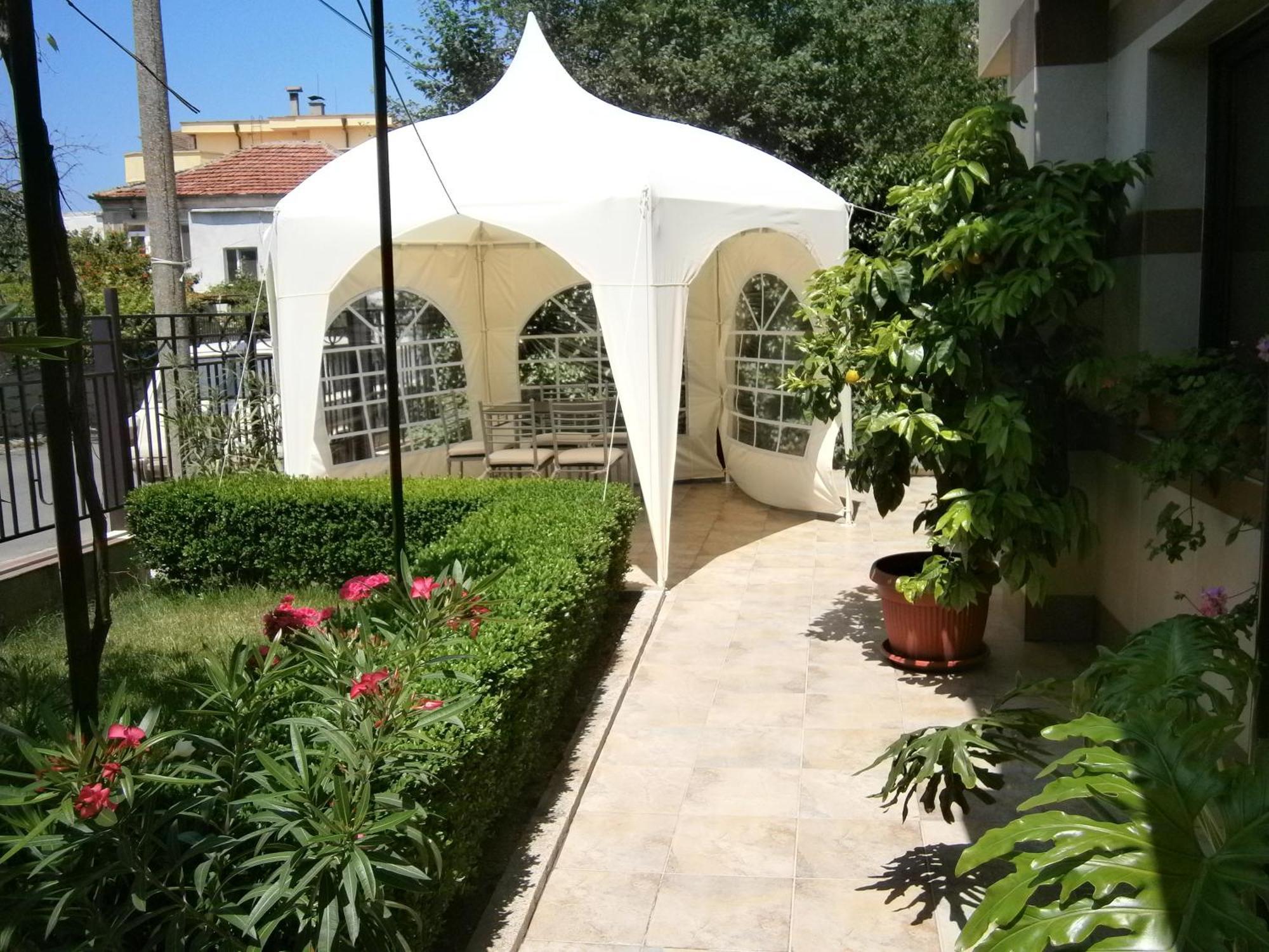 צ'רנומורץ Family Hotel Bellehouse מראה חיצוני תמונה